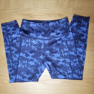 Women's Blue Camouflage Leggings‎ Size Medium